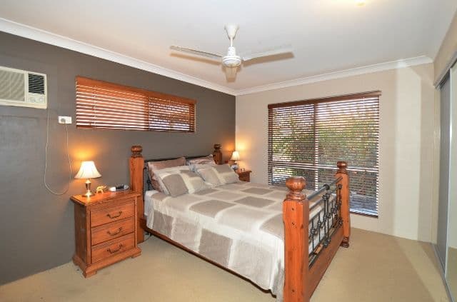 8 Feeney Avenue, RASMUSSEN QLD 4815, Rasmussen - Thumbnail 8