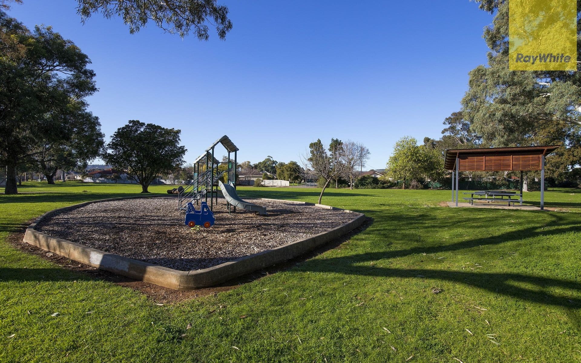 18 Trott Grove, Oaklands Park SA 5046, Oaklands Park - Thumbnail 5