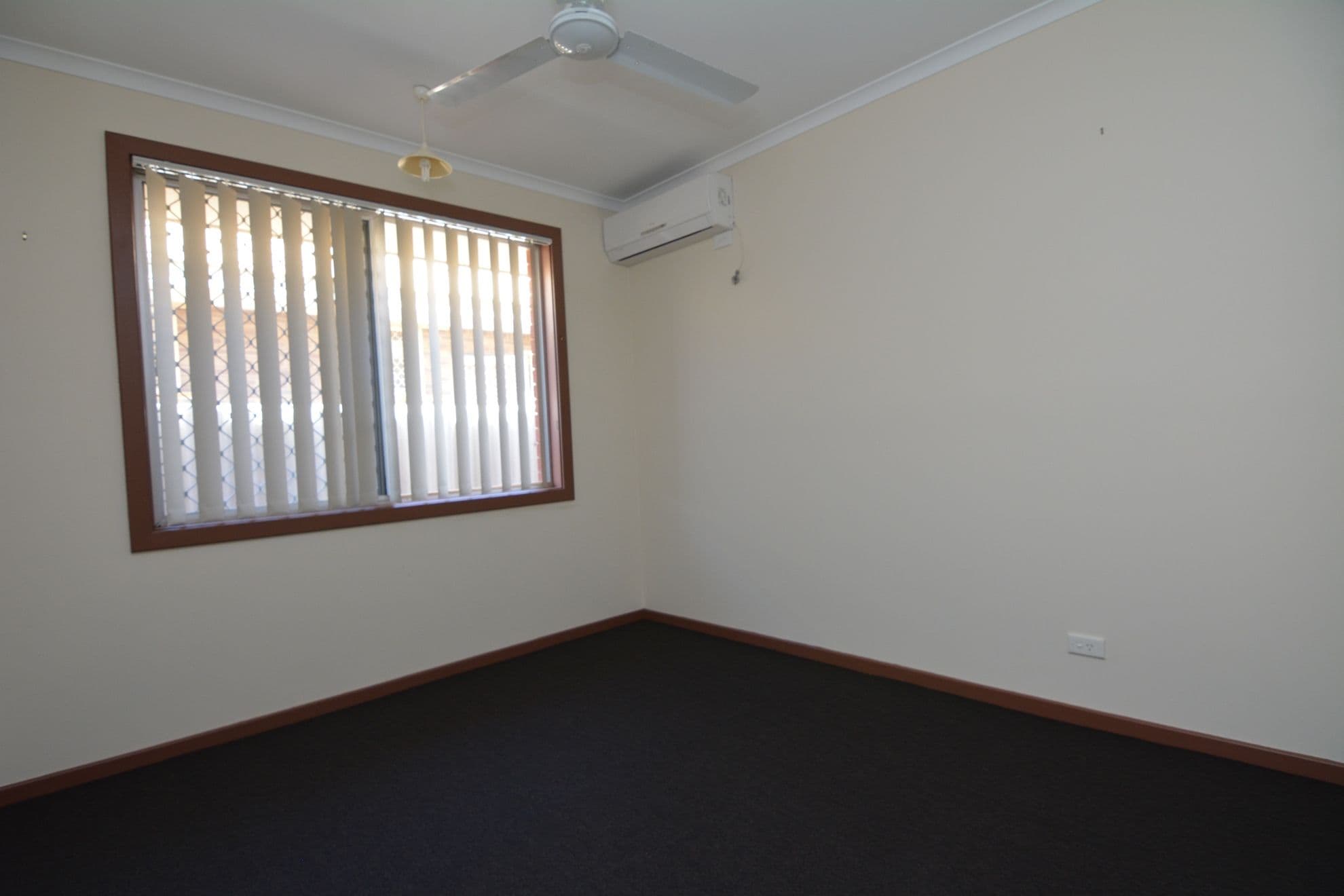 8 Castrini Crescent, Carnarvon WA 6701, Brockman - Thumbnail 6