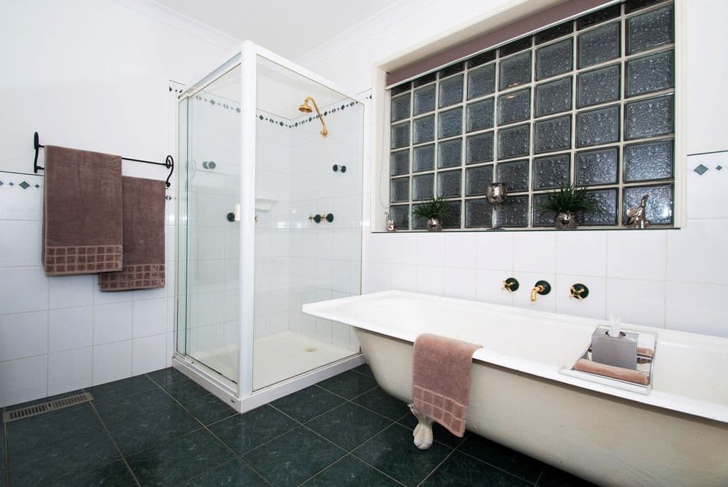 45 COUNTRY CLUB Drive, CHIRNSIDE PARK VIC 3116, Chirnside Park - Thumbnail 7
