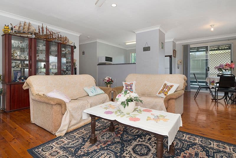 122 Miles Avenue, Kelso QLD 4815, Kelso - Thumbnail 2