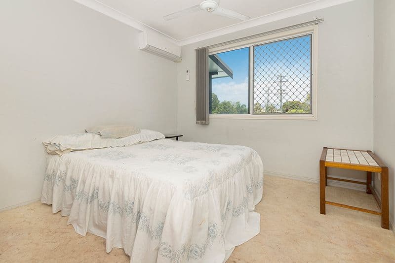 122 Miles Avenue, Kelso QLD 4815, Kelso - Thumbnail 6
