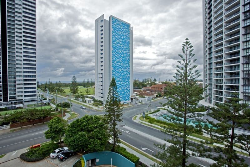 606 'Neptune Resort' 30 Surf Parade, BROADBEACH QLD 4218, Broadbeach - Image 1