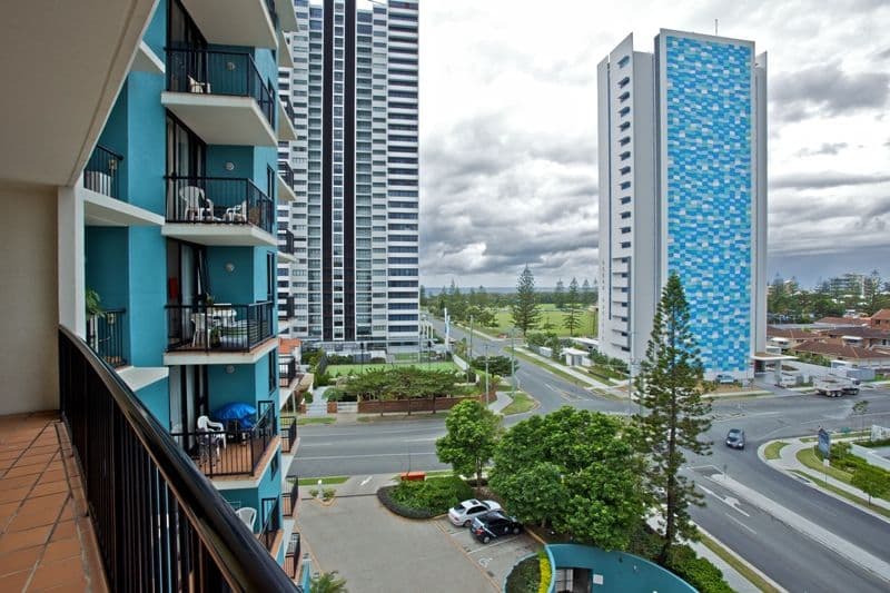 606 'Neptune Resort' 30 Surf Parade, BROADBEACH QLD 4218, Broadbeach - Thumbnail 6