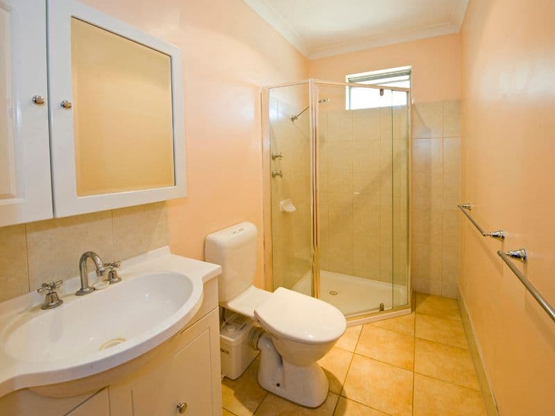 28 Watsonia Road, GOOSEBERRY HILL WA 6076, Gooseberry Hill - Thumbnail 5