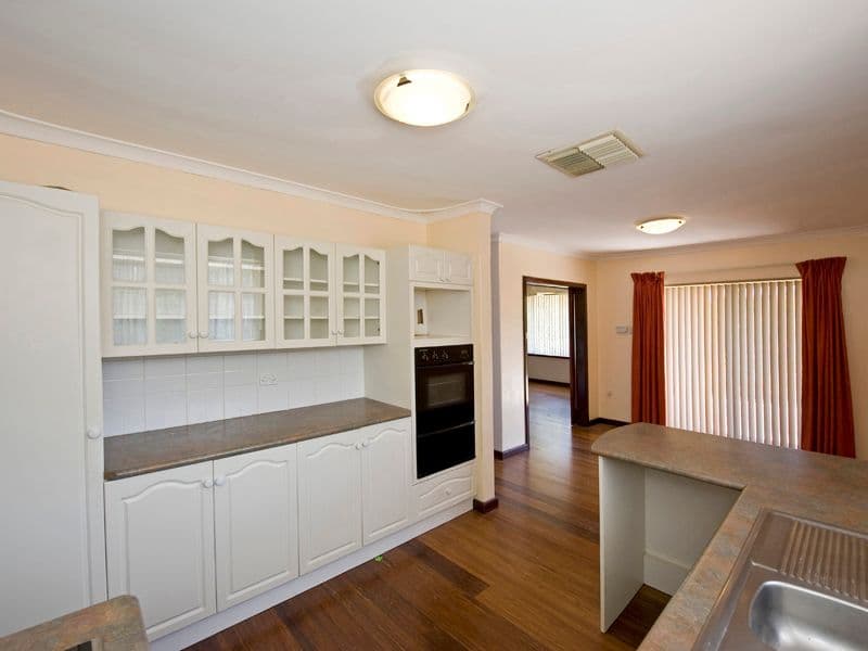 28 Watsonia Road, GOOSEBERRY HILL WA 6076, Gooseberry Hill - Thumbnail 6