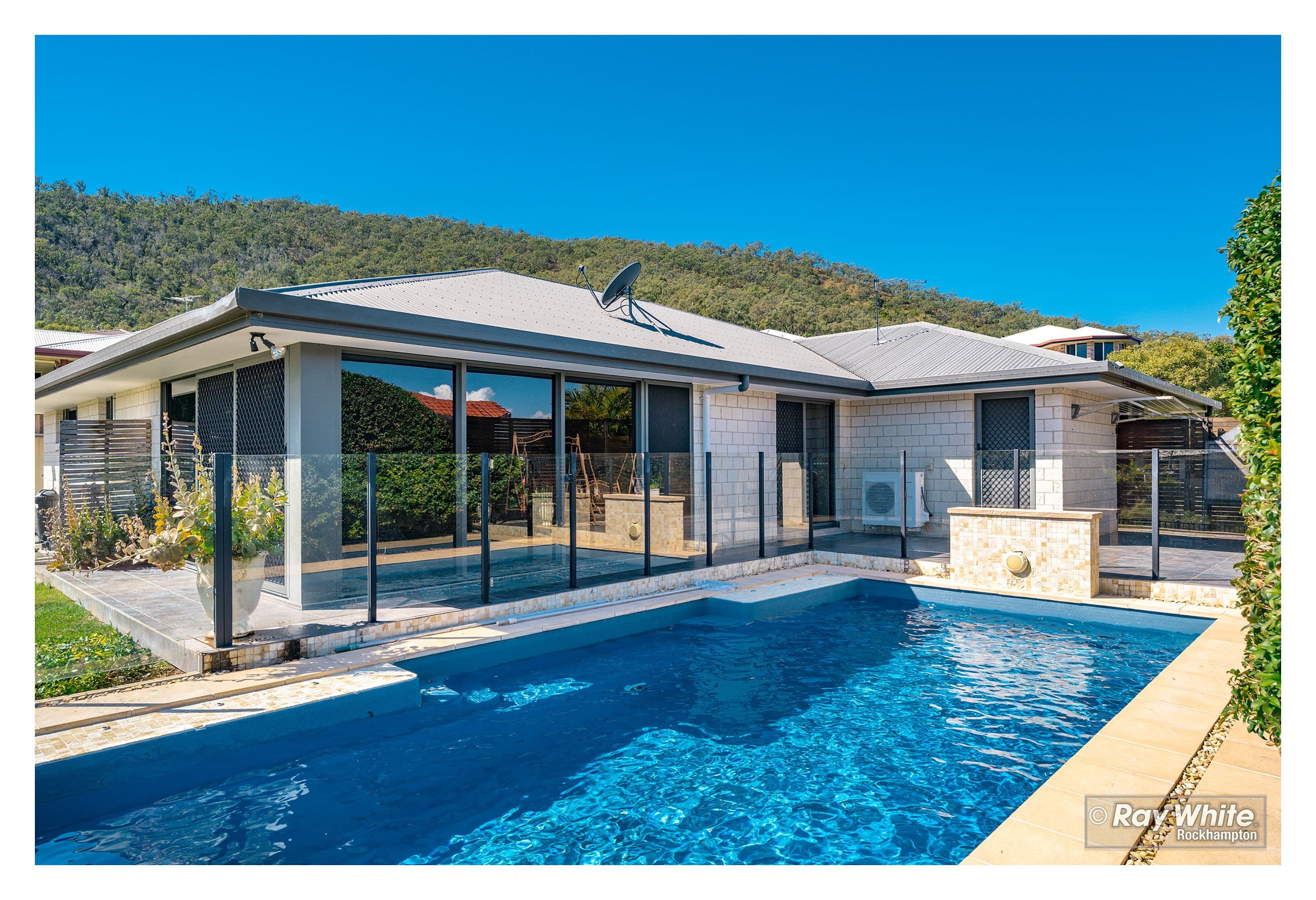 17 Woodford Way, Norman Gardens QLD 4701, Norman Gardens - Thumbnail 2