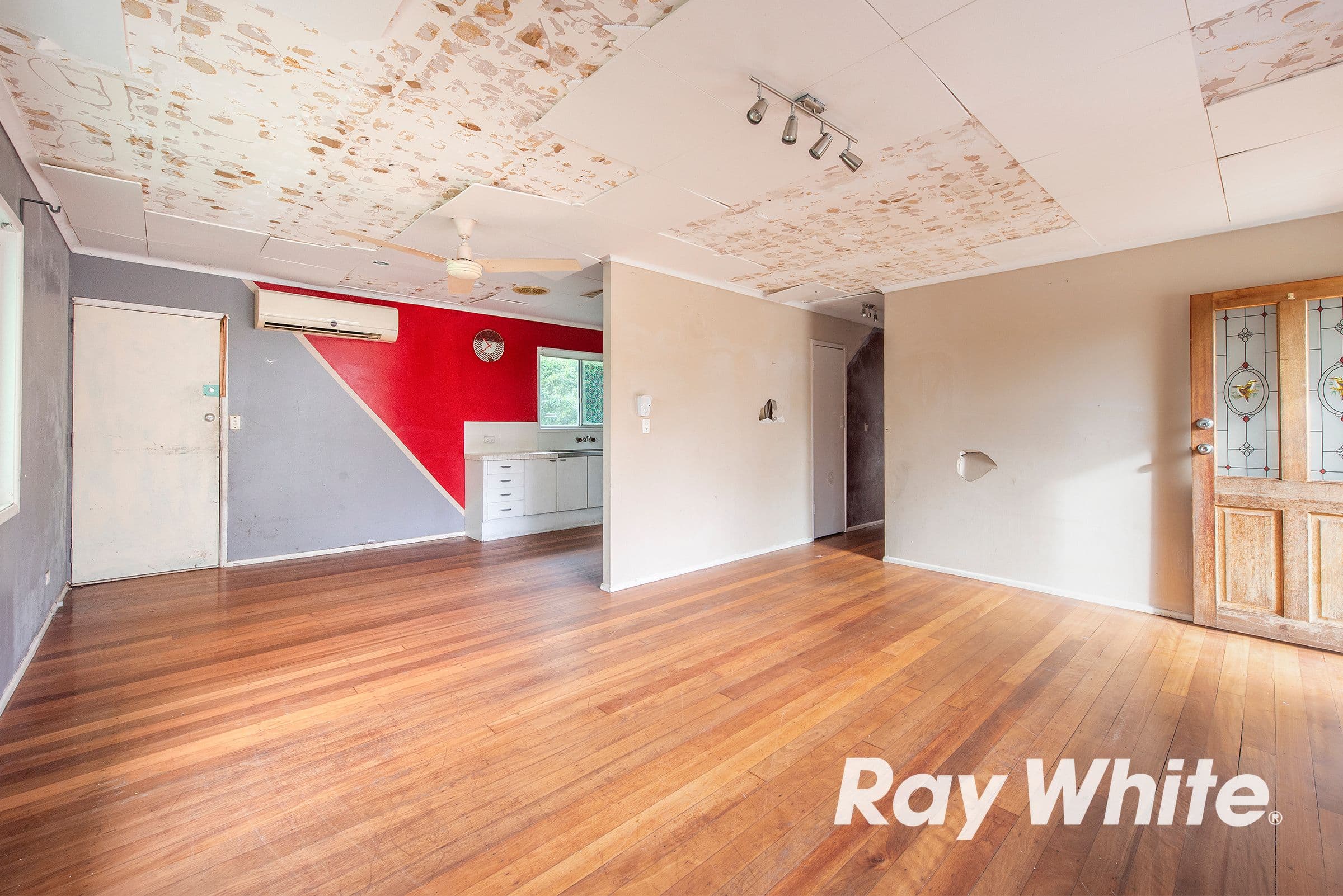30 Ashvale Street, Kingston QLD 4114, Kingston - Thumbnail 2