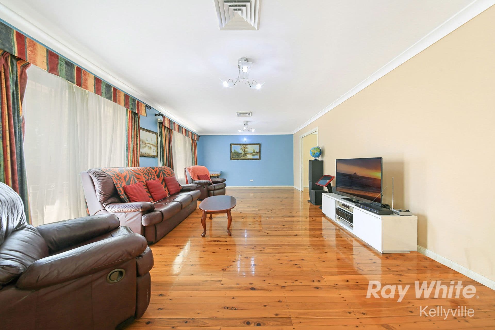 60 George Mobbs Drive, Castle Hill - Thumbnail 3