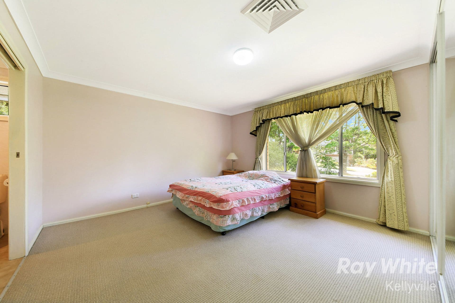 60 George Mobbs Drive, Castle Hill - Thumbnail 7