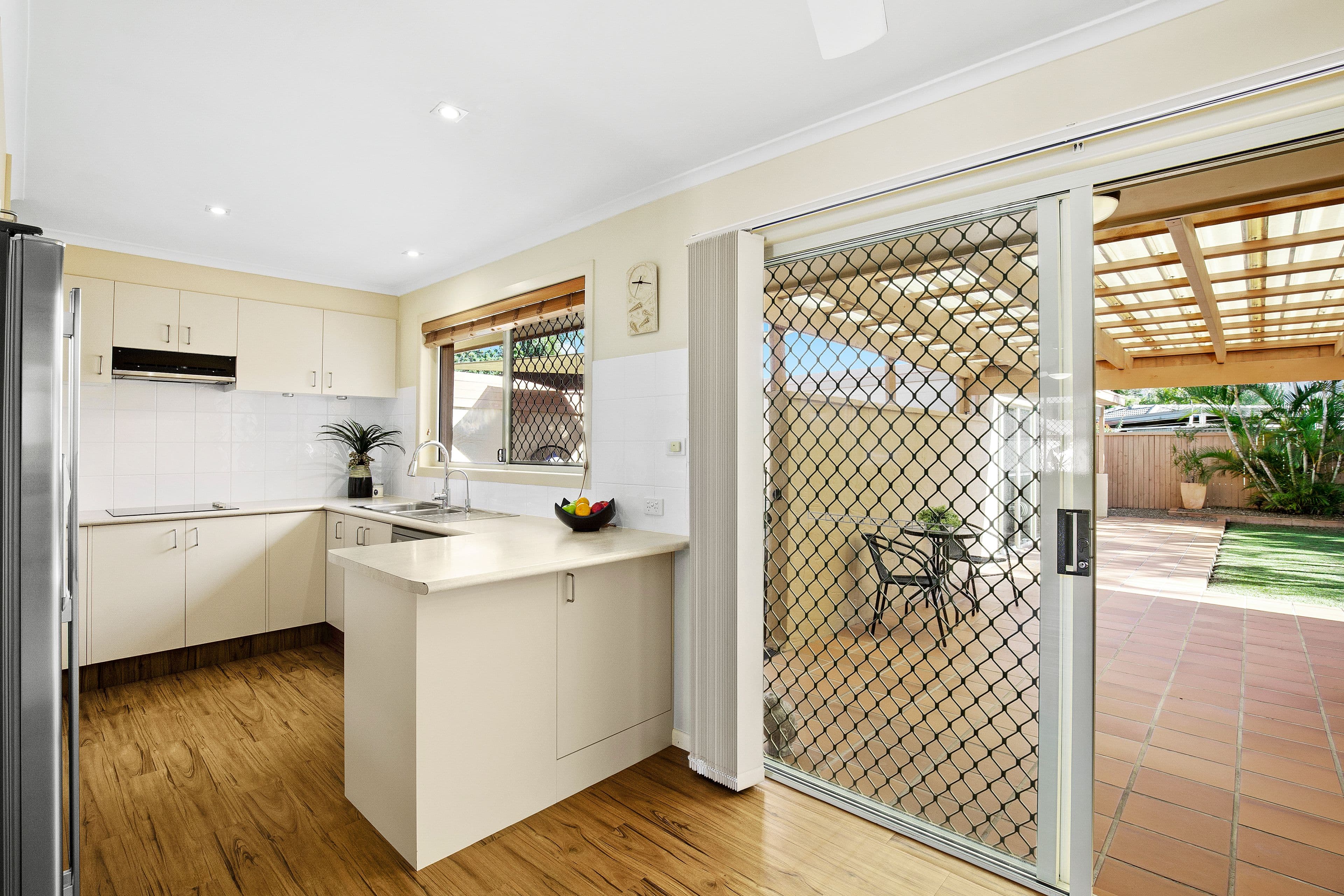 39 Bordeaux Parade, Mermaid Waters QLD 4218, Mermaid Waters - Thumbnail 5