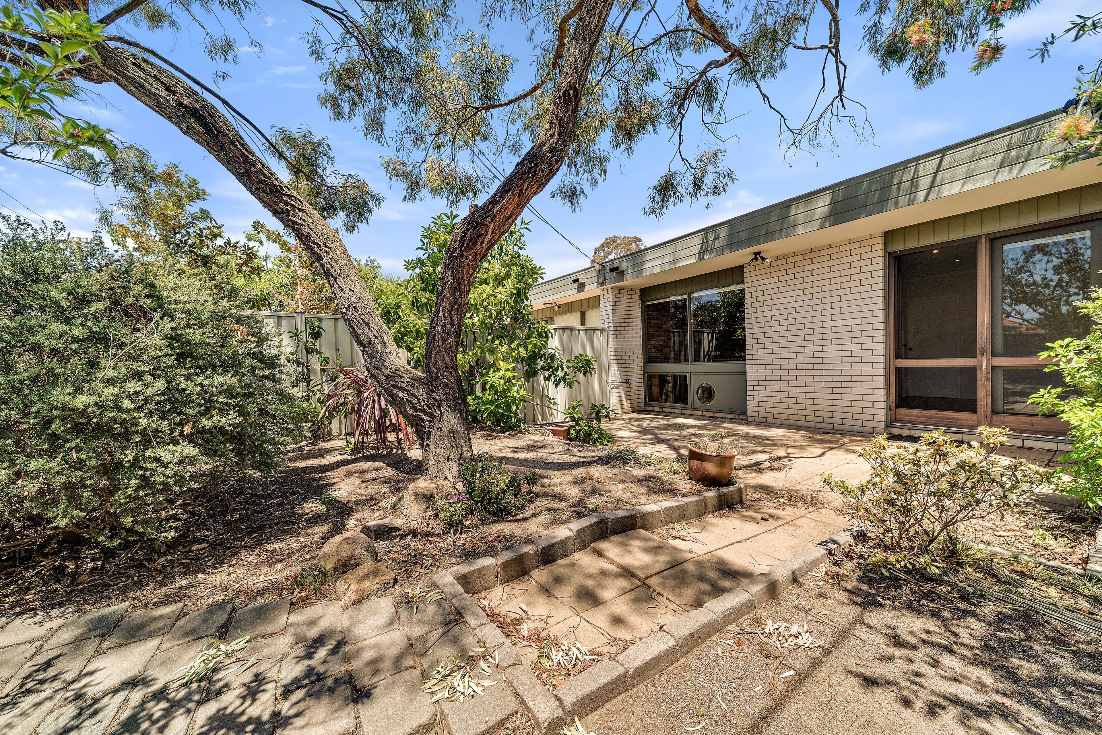 20A & 20B Wenholz Street, Farrer ACT 2607, Farrer - Image 1