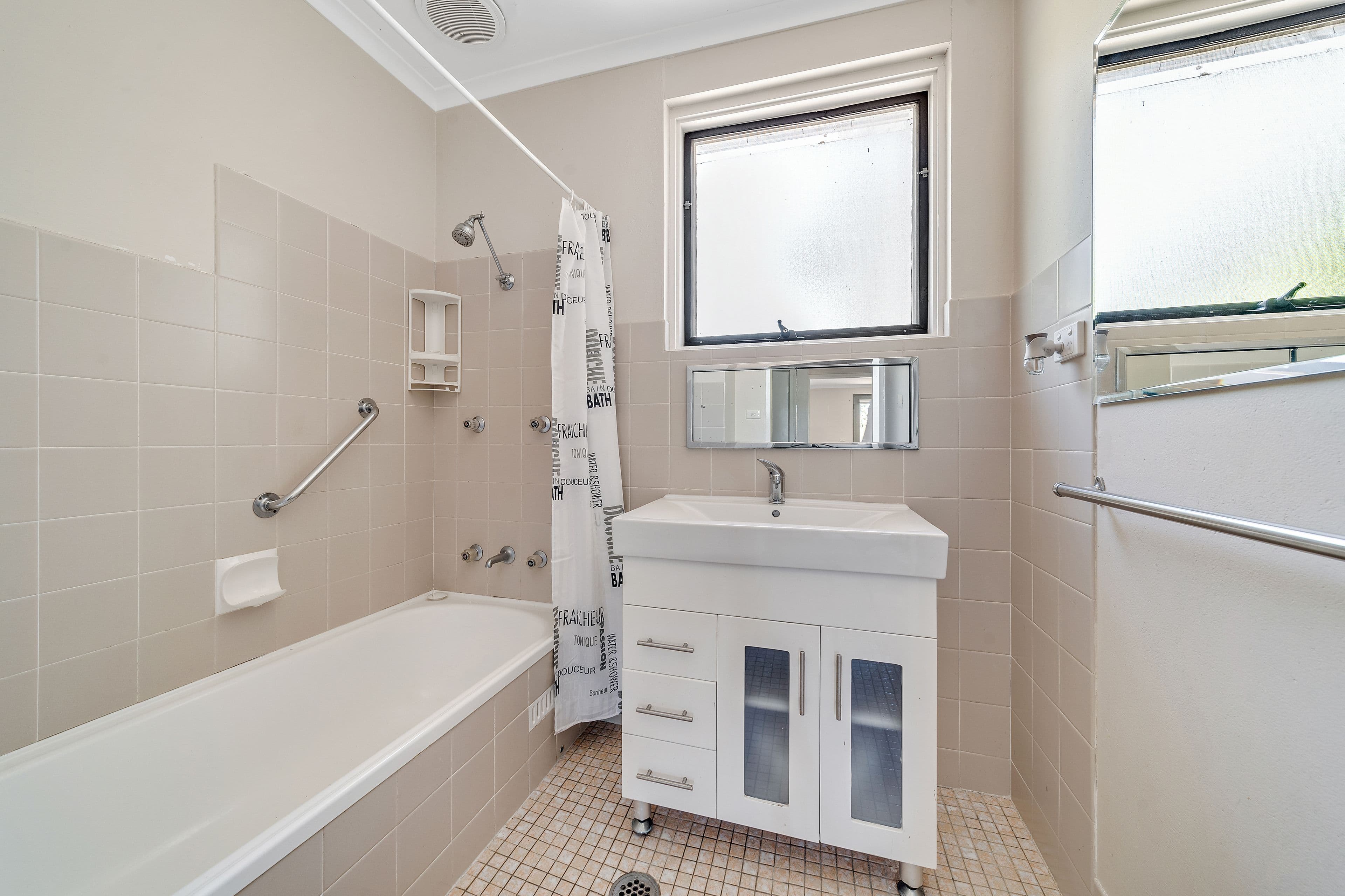 20A & 20B Wenholz Street, Farrer ACT 2607, Farrer - Thumbnail 7