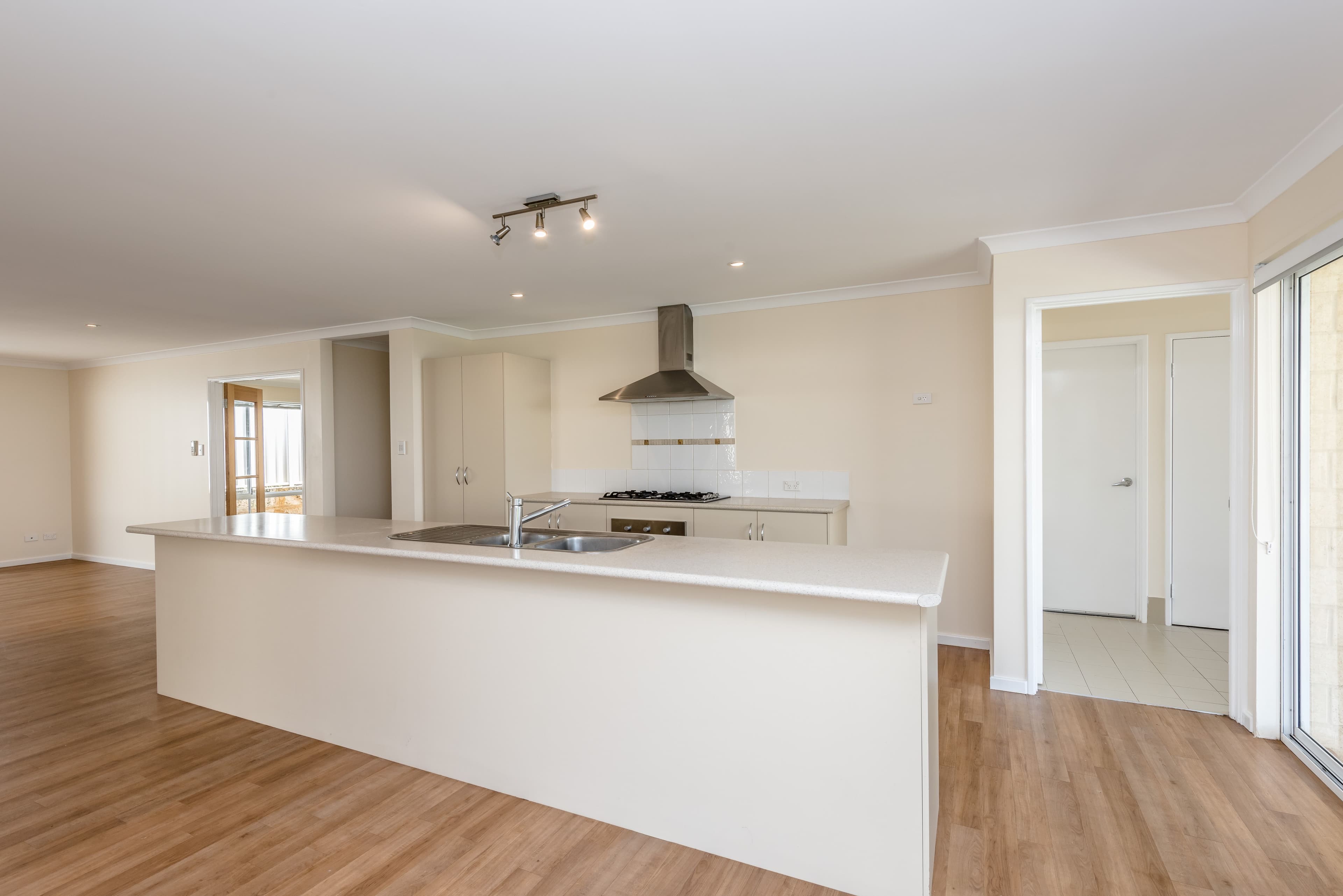 5 Derna Parade, Wandina WA 6530, Wandina - Thumbnail 2
