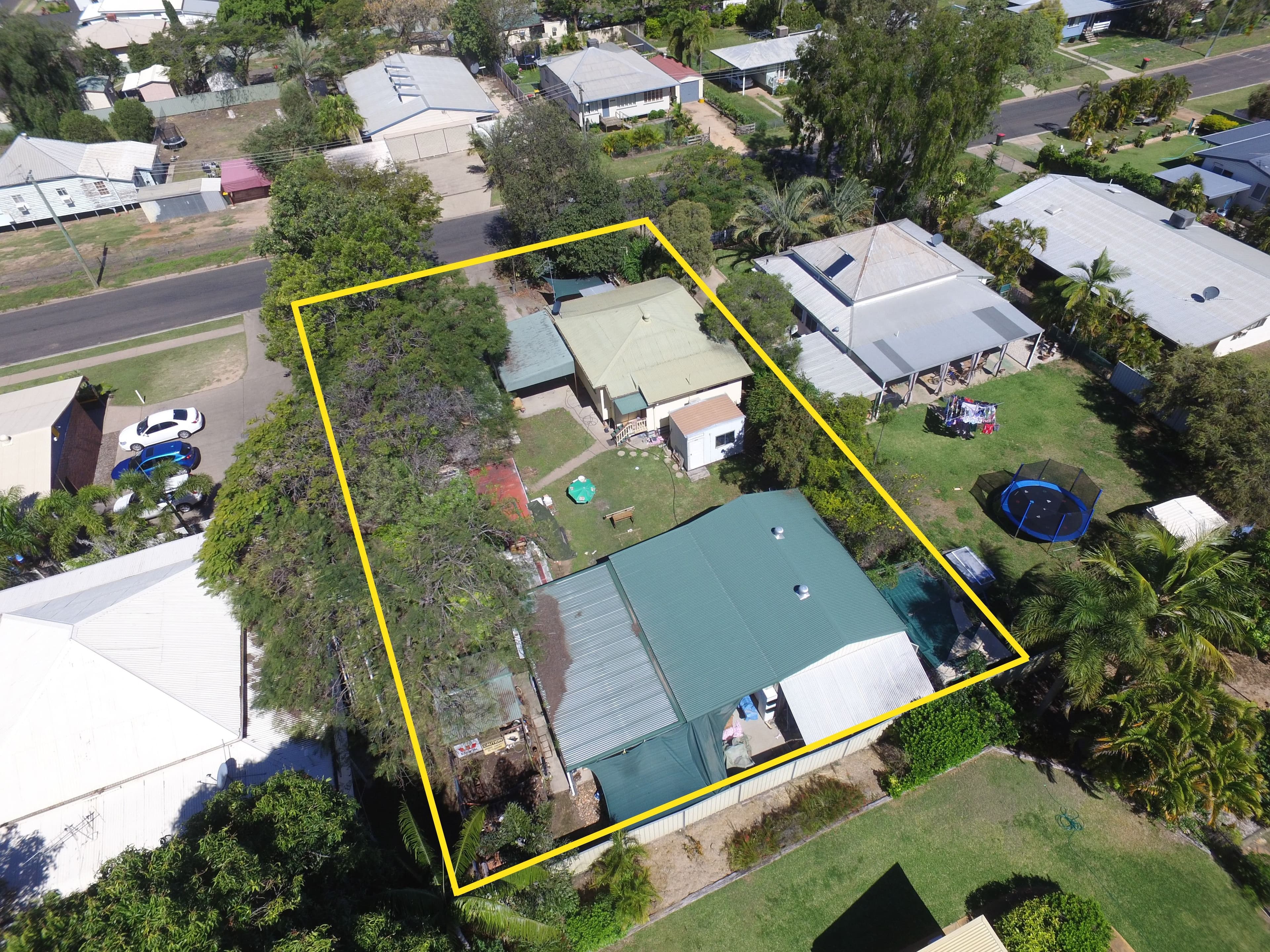 2 Pill Street, Emerald QLD 4720, Emerald - Thumbnail 2