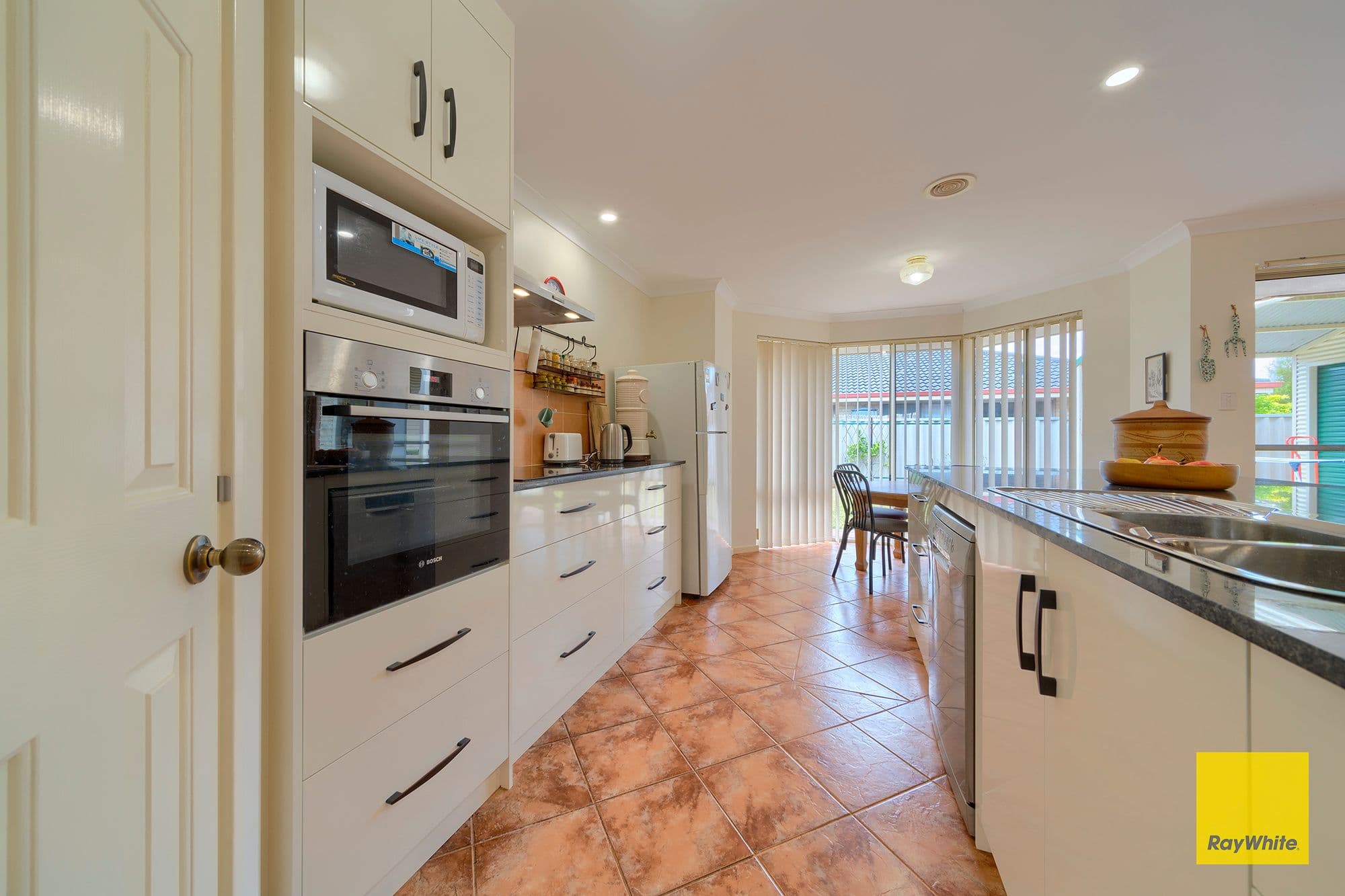 90 Hardie Road, Spencer Park WA 6330, Spencer Park - Thumbnail 2
