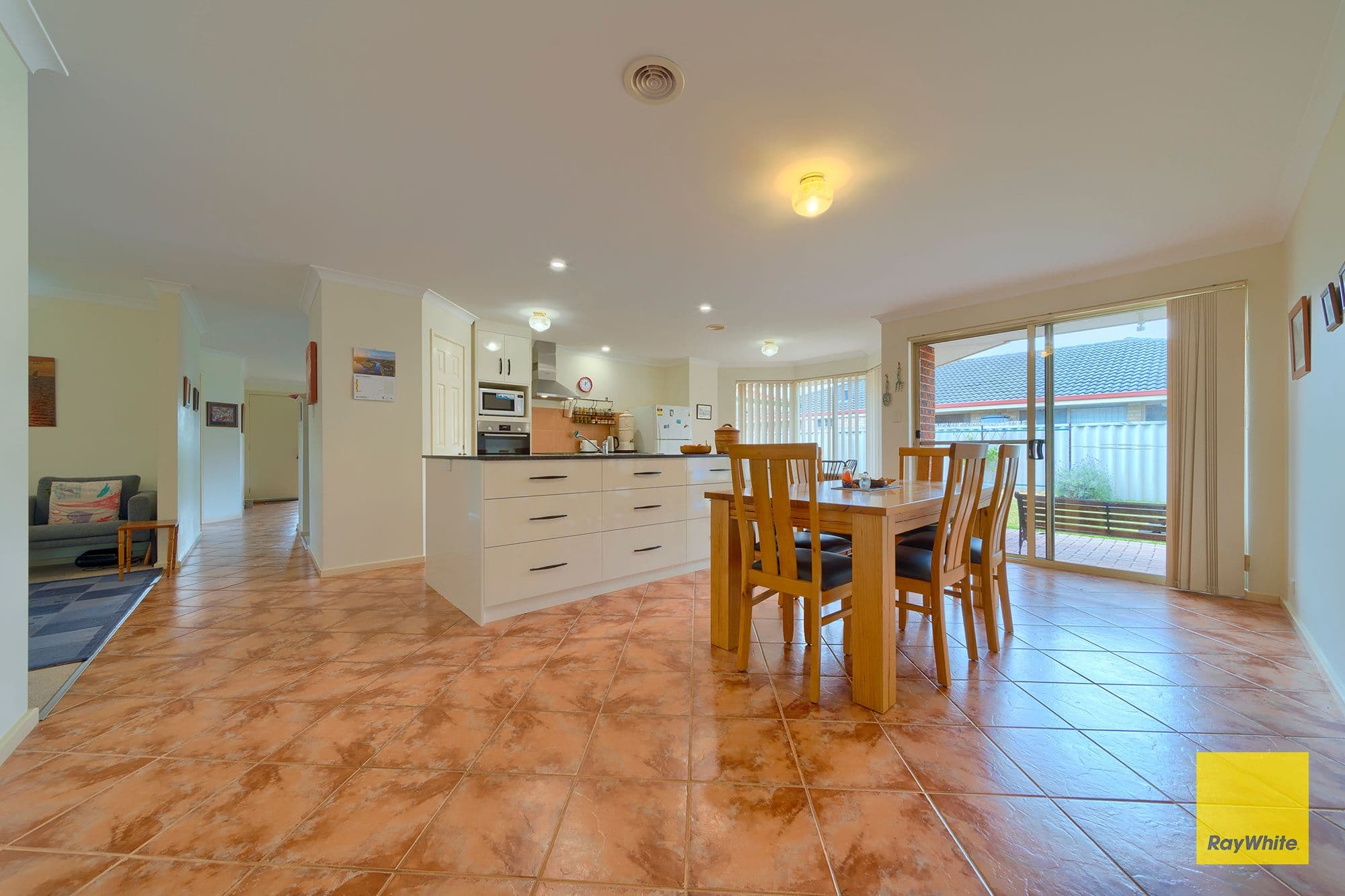 90 Hardie Road, Spencer Park WA 6330, Spencer Park - Thumbnail 5