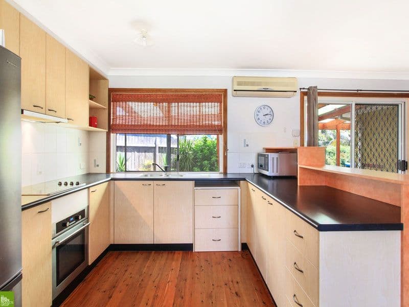 4 Derwent Place, ALBION PARK NSW 2527, Albion Park - Thumbnail 2