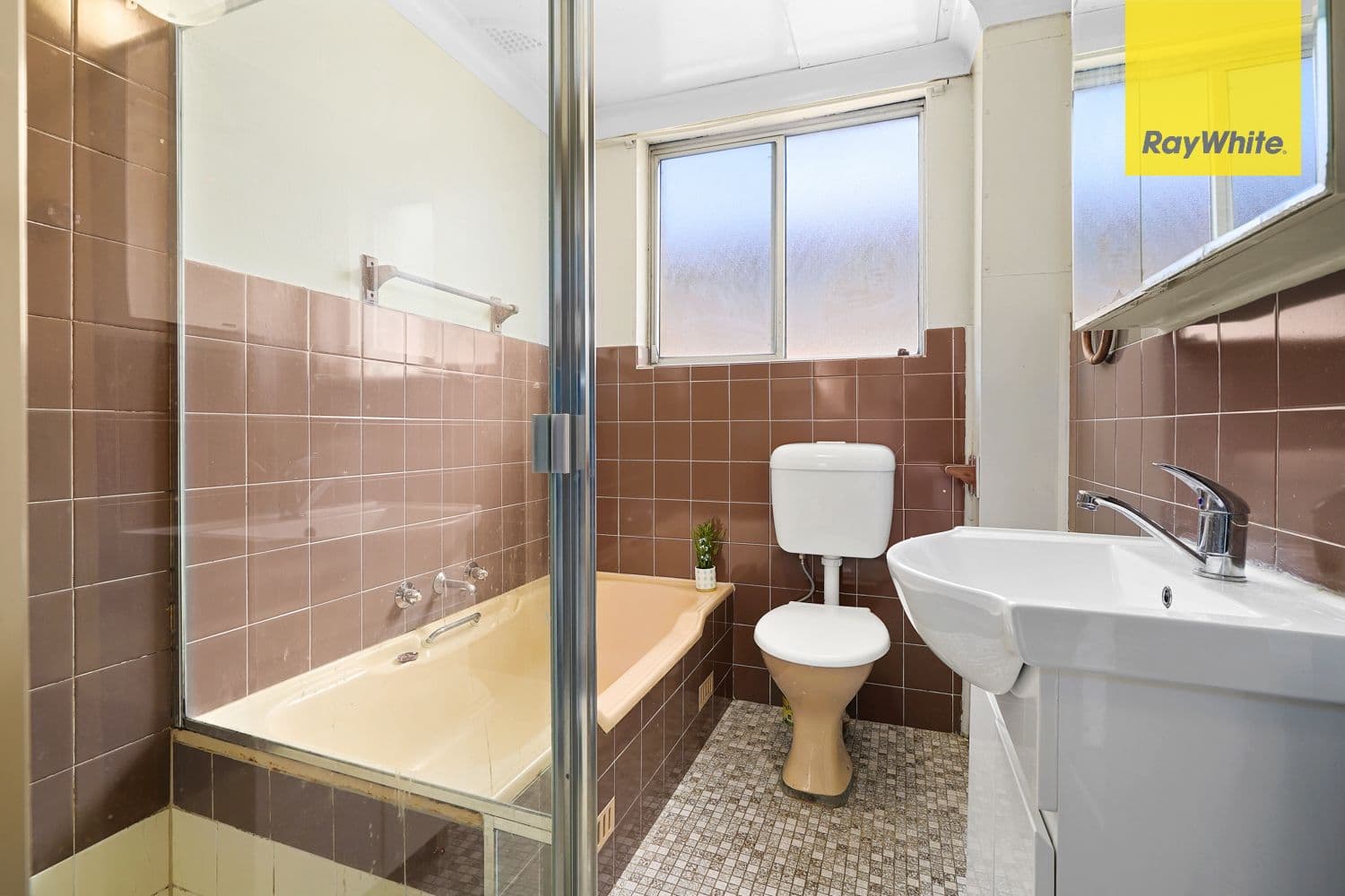 3 Queens Road, Westmead NSW 2145, Westmead - Thumbnail 3