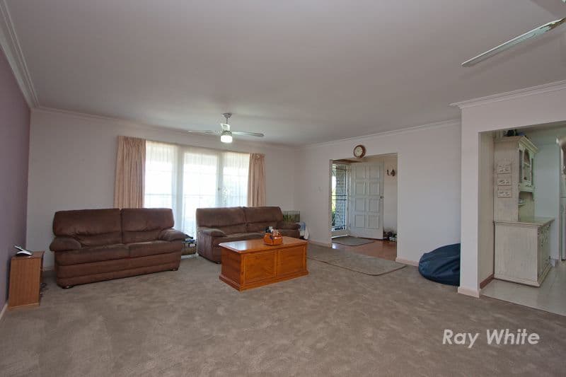 41 Ebony Drive, PAKENHAM VIC 3810, Pakenham - Thumbnail 2