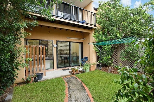 120 Highfield Drive, Merrimac QLD 4226, Merrimac - Thumbnail 2
