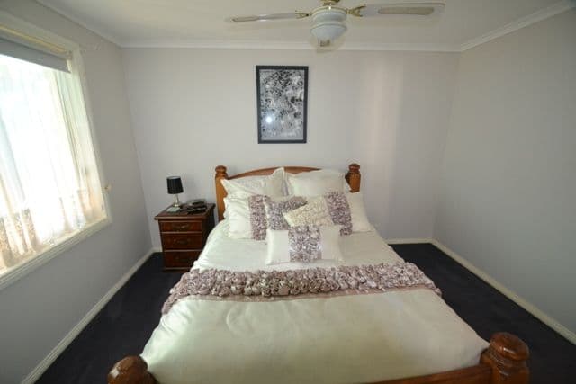 6 Grange Court, ECHUCA VIC 3564, Echuca - Thumbnail 3