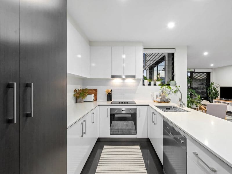 47 Dickenson Street, Carina - Thumbnail 3