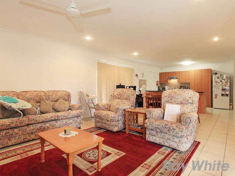 14 Diamond Avenue, KALLANGUR QLD 4503, Kallangur - Thumbnail 4