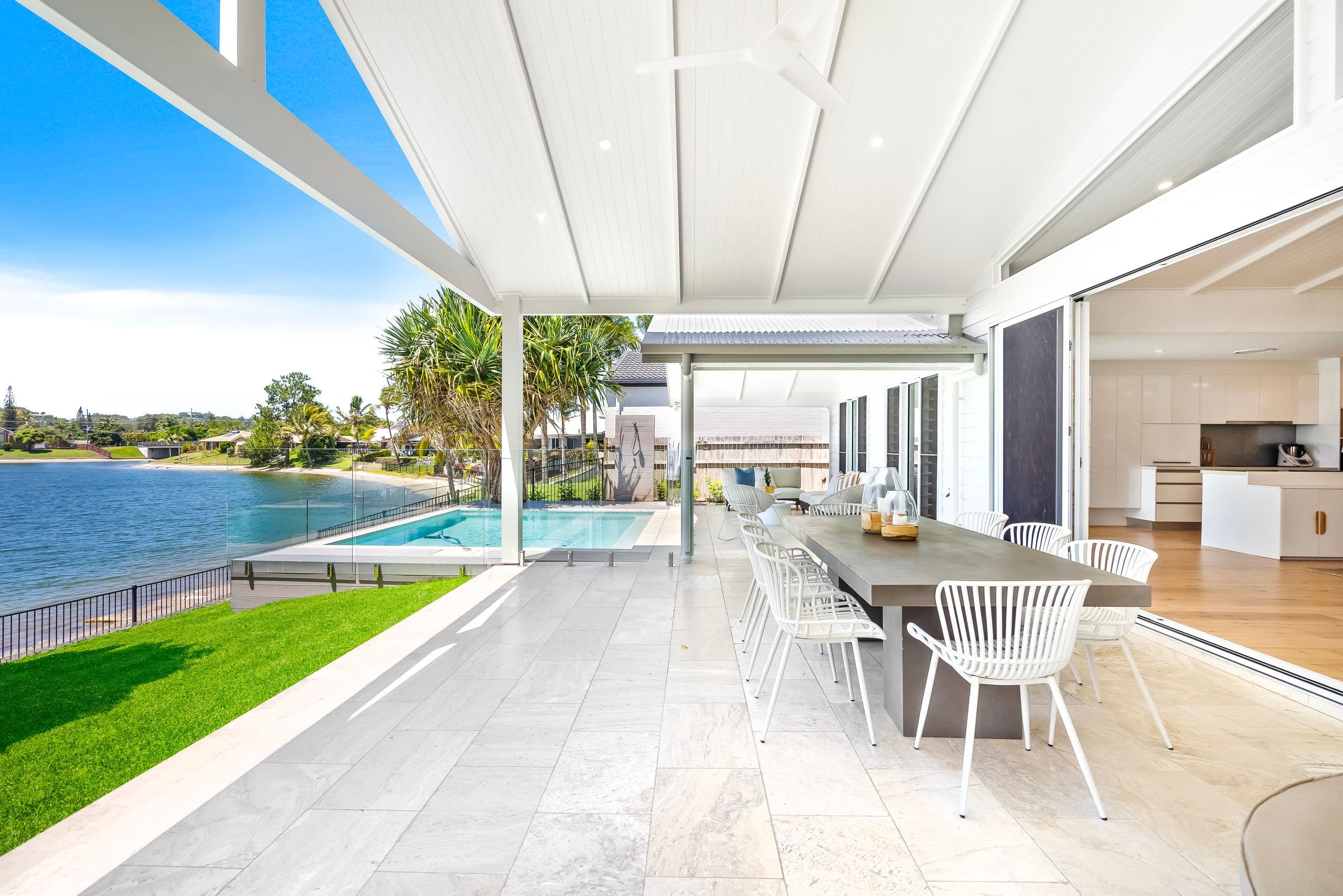 3 Murtha Drive, Elanora QLD 4221, Elanora - Thumbnail 2