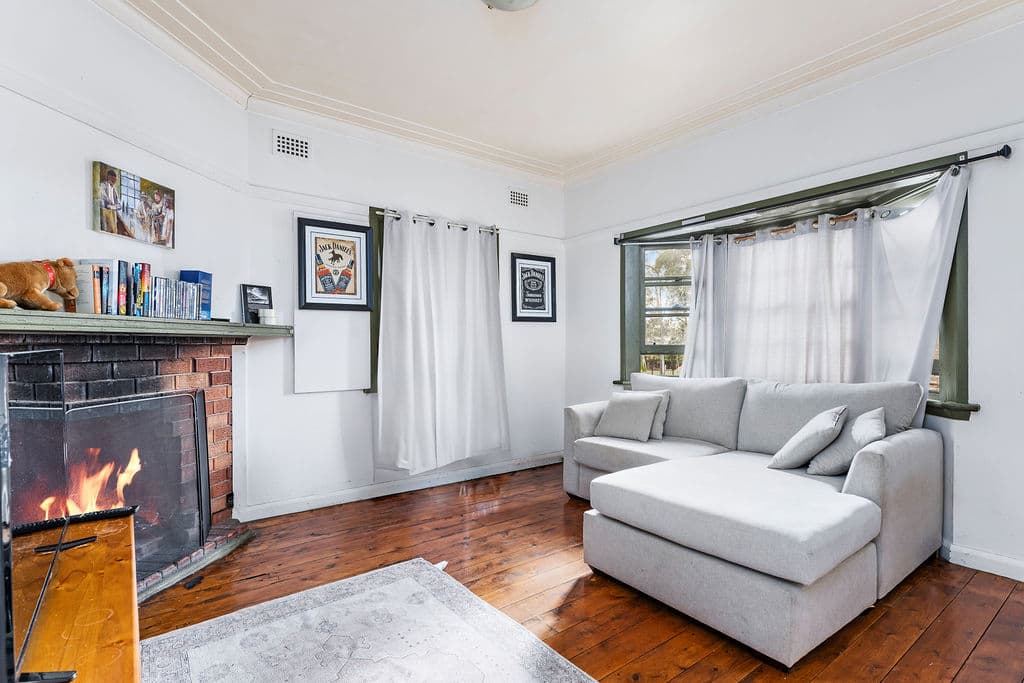 56 Moore Street, Campbelltown, NSW, 2560, Campbelltown - Thumbnail 5