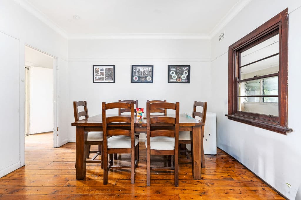 56 Moore Street, Campbelltown, NSW, 2560, Campbelltown - Thumbnail 7