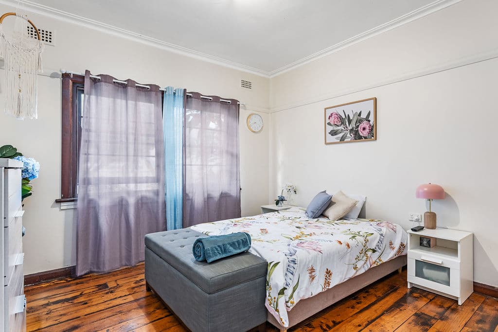 56 Moore Street, Campbelltown, NSW, 2560, Campbelltown - Thumbnail 8