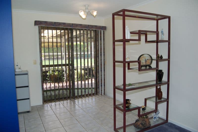 2  Kingfield Court, REGENTS PARK QLD 4118, Regents Park - Thumbnail 4