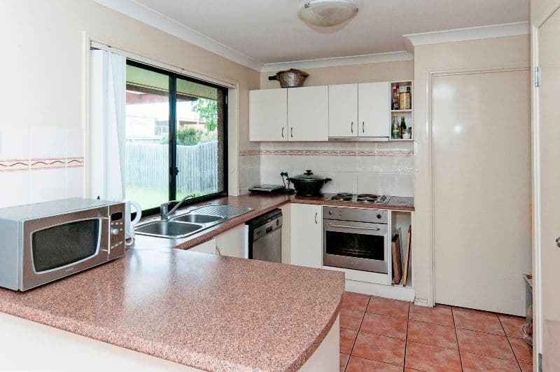 2 Beazley Court, COLLINGWOOD PARK QLD 4301, Collingwood Park - Thumbnail 4