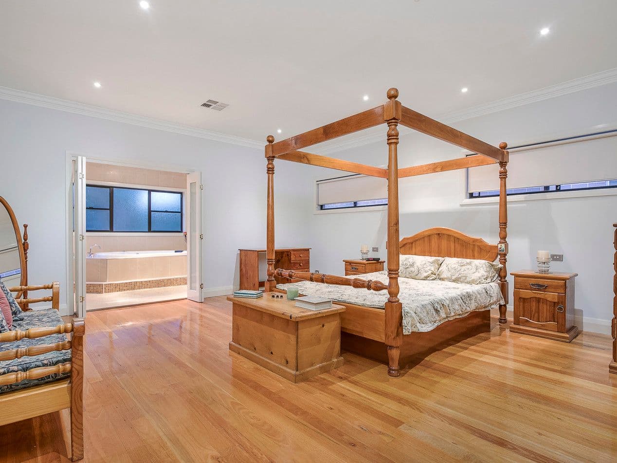 5 Kerrie Road, Oatlands - Thumbnail 8