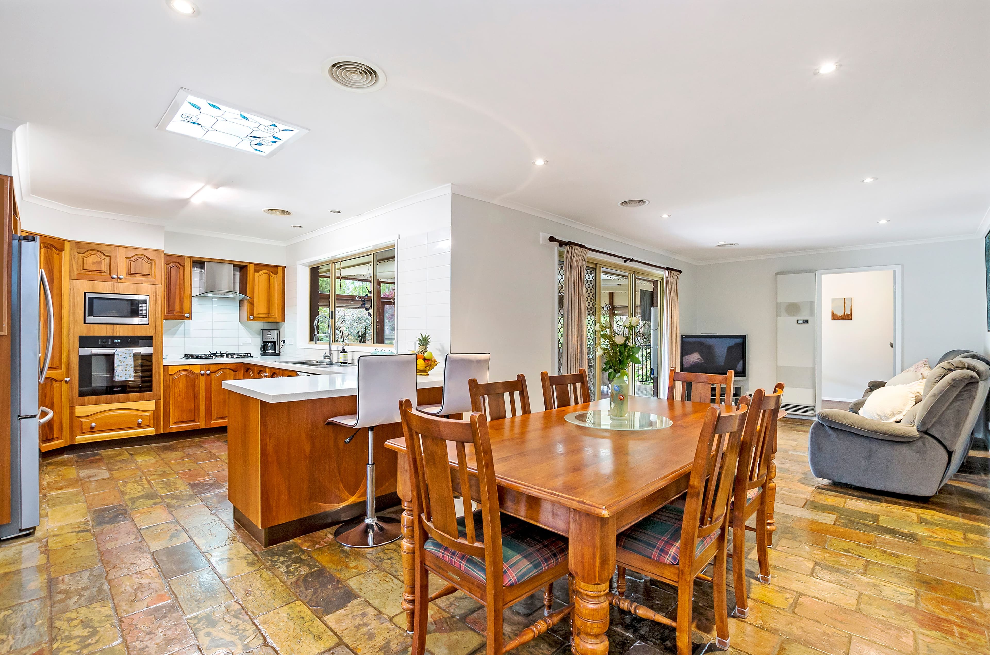 7 Mannerim Avenue, Warrnambool VIC 3280, Warrnambool - Thumbnail 4