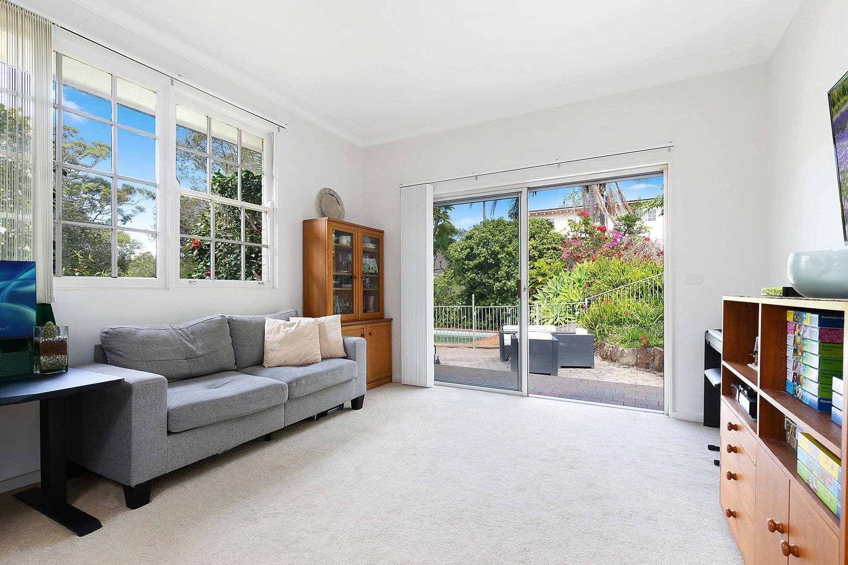 25 Wareham Crescent, Frenchs Forest, Frenchs Forest - Thumbnail 2