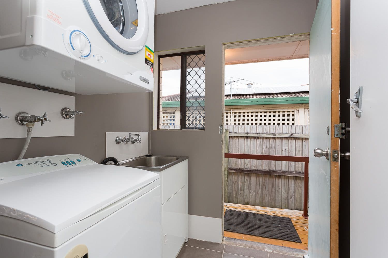 9 Dorothy Street, Kippa-Ring QLD 4021, Kippa-Ring - Thumbnail 6
