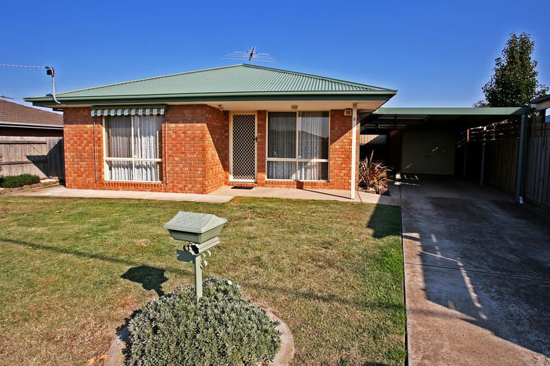 8 Bradford Street, ST ALBANS PARK VIC 3219, St Albans Park - Image 1