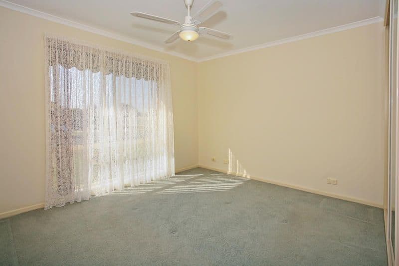8 Bradford Street, ST ALBANS PARK VIC 3219, St Albans Park - Thumbnail 7