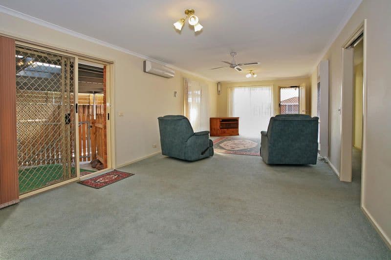 8 Bradford Street, ST ALBANS PARK VIC 3219, St Albans Park - Thumbnail 8