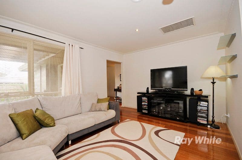 4 Kirrawee Avenue, WANTIRNA SOUTH VIC 3152, Wantirna South - Thumbnail 4