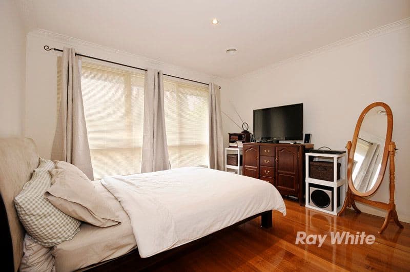 4 Kirrawee Avenue, WANTIRNA SOUTH VIC 3152, Wantirna South - Thumbnail 5