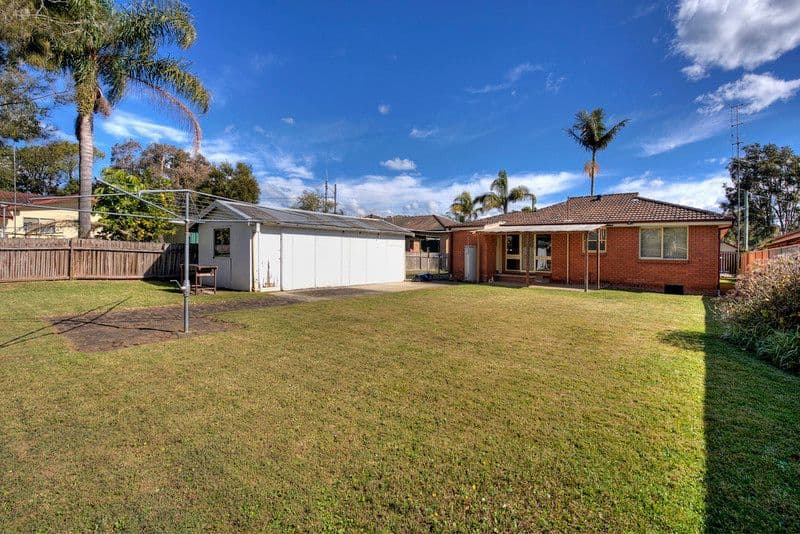 18 Shaw Street, KILLARNEY VALE NSW 2261, Killarney Vale - Thumbnail 2