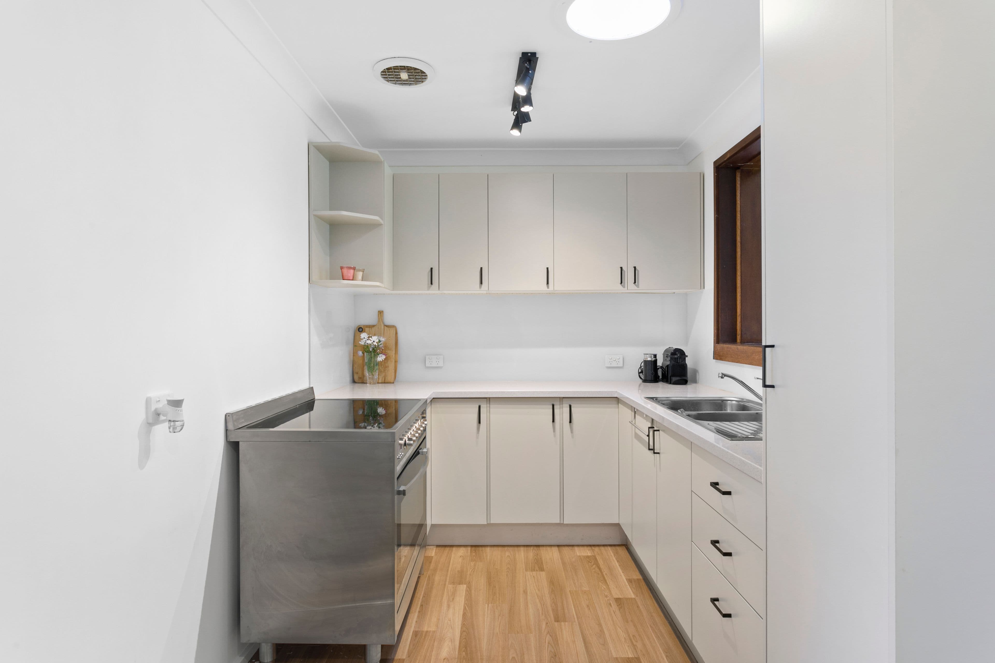 15 Boronia Avenue, Hill Top NSW 2575, Hill Top - Thumbnail 6