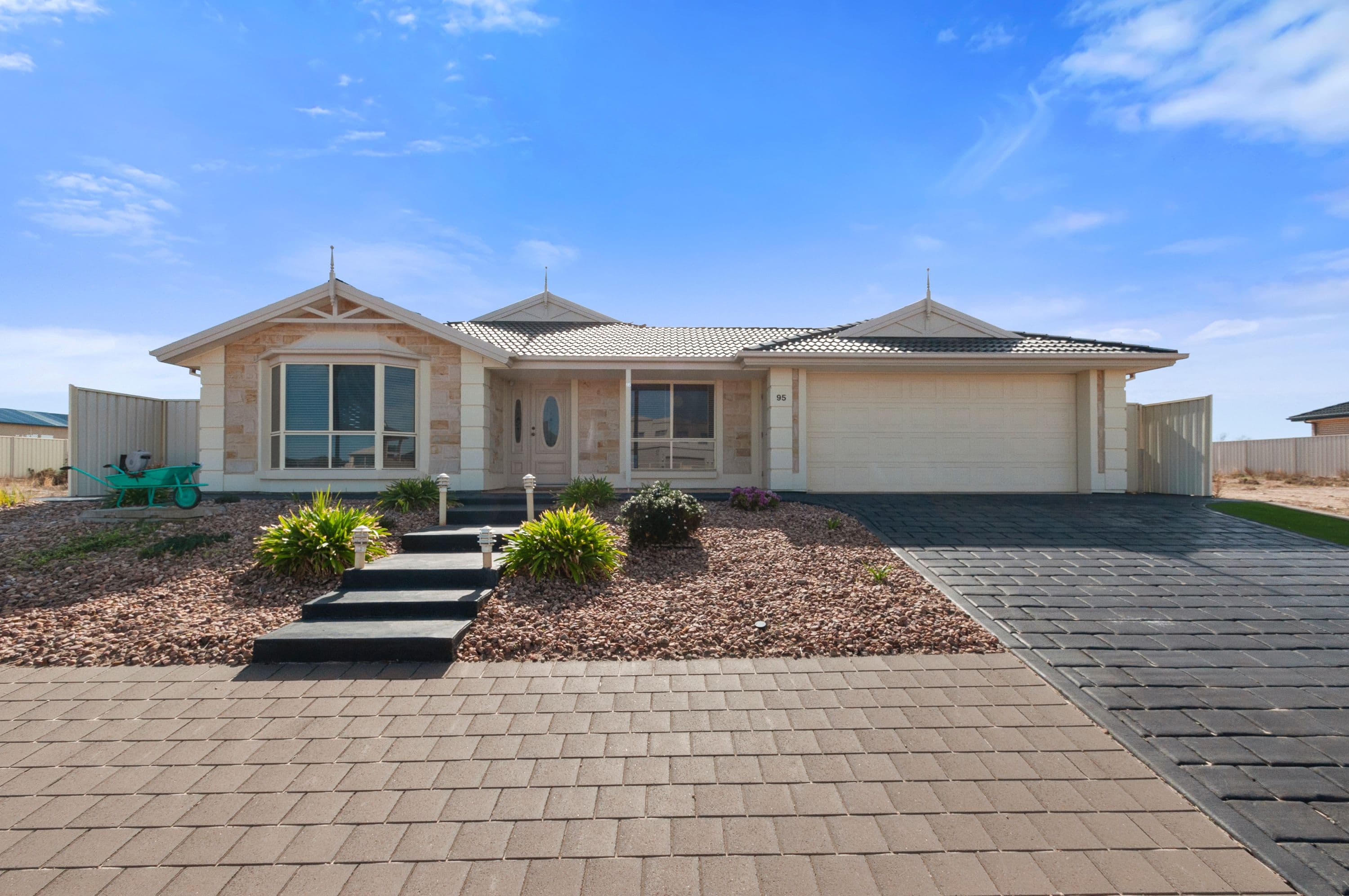 95 Pommern Way, Wallaroo SA 5556, Wallaroo - Thumbnail 2