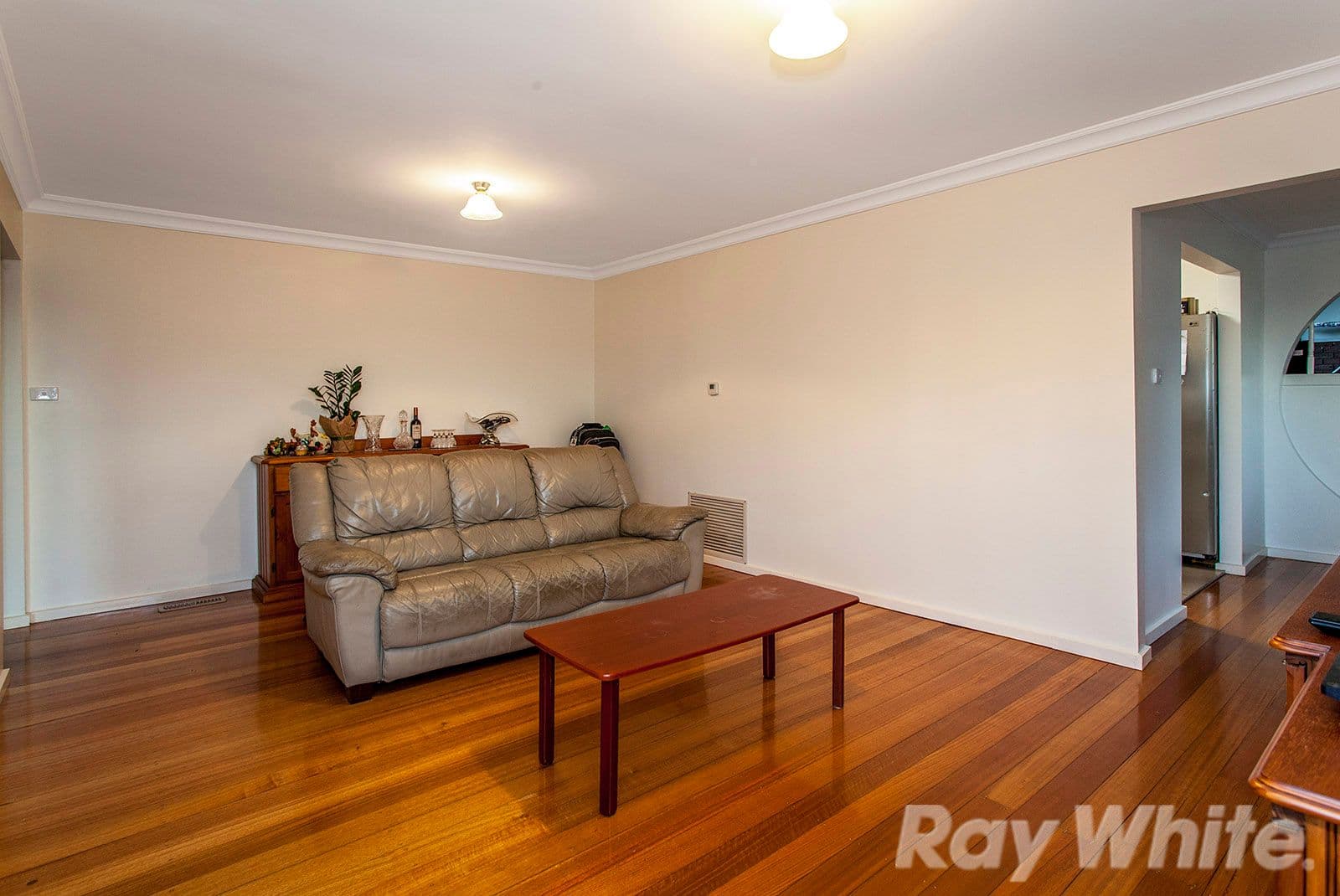 8 Leitch Street, Ferntree Gully VIC 3156, Ferntree Gully - Thumbnail 4