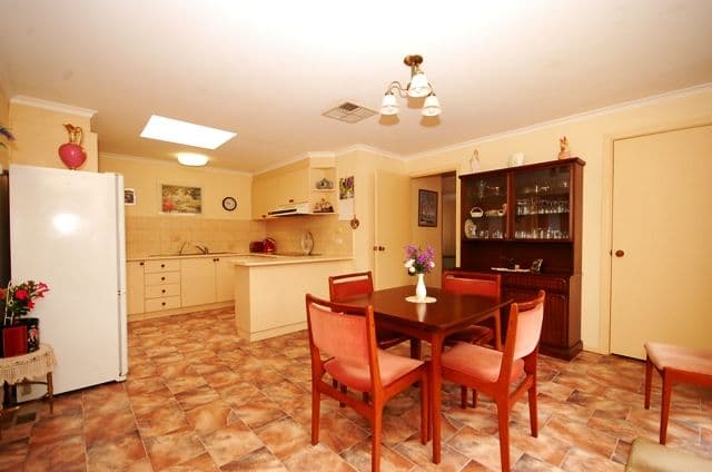 18 Jackson Street, Croydon VIC 3136, Croydon - Thumbnail 3