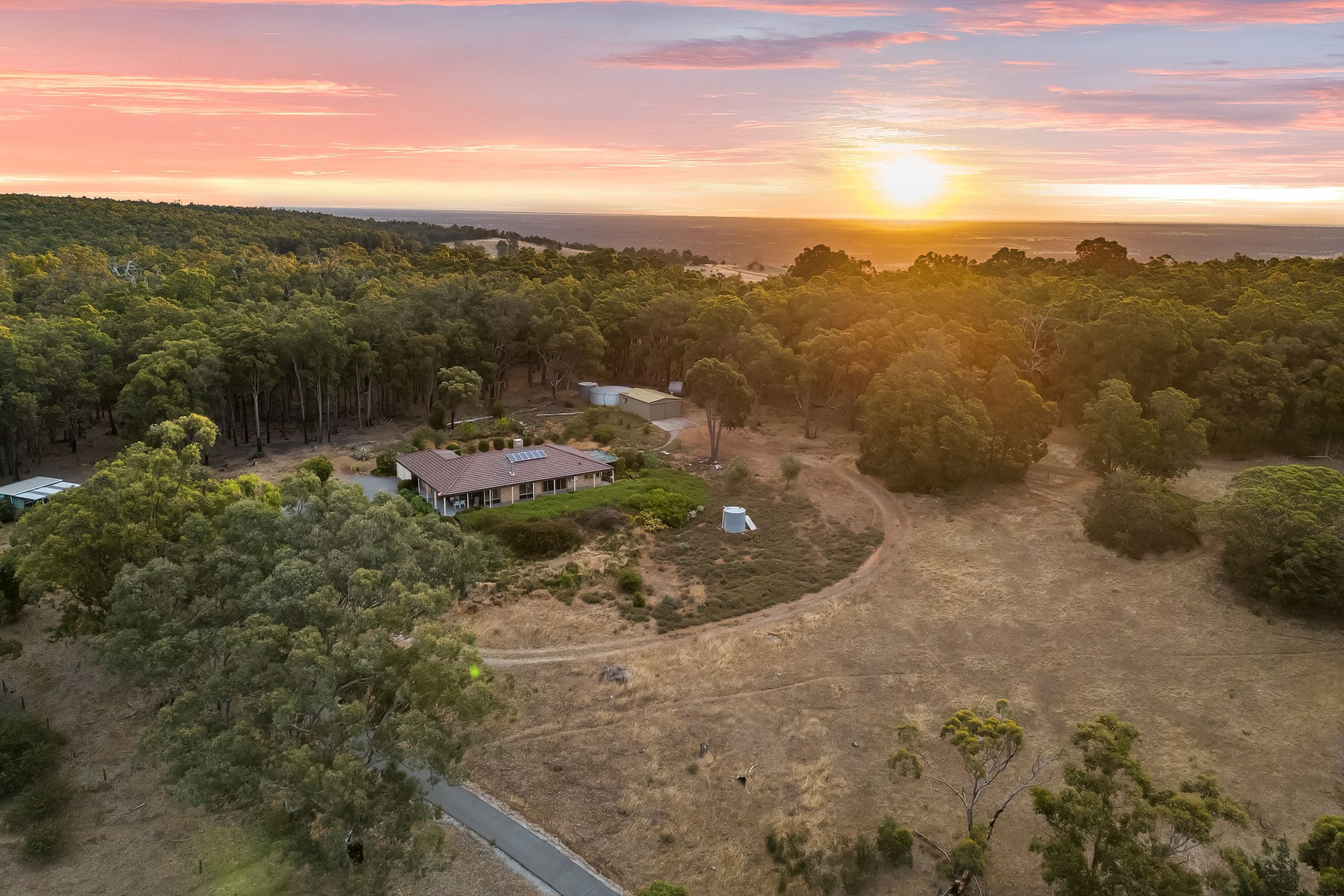 67 Jarrahglen Rise, Jarrahdale WA 6124, Jarrahdale - Thumbnail 3
