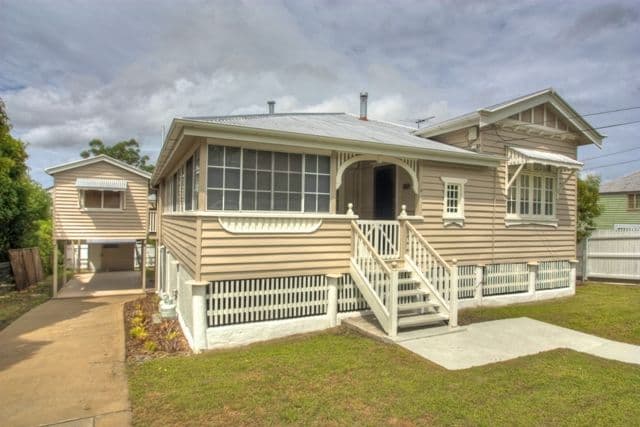 10 SHELLEY Street, BRASSALL QLD 4305, Brassall - Thumbnail 2